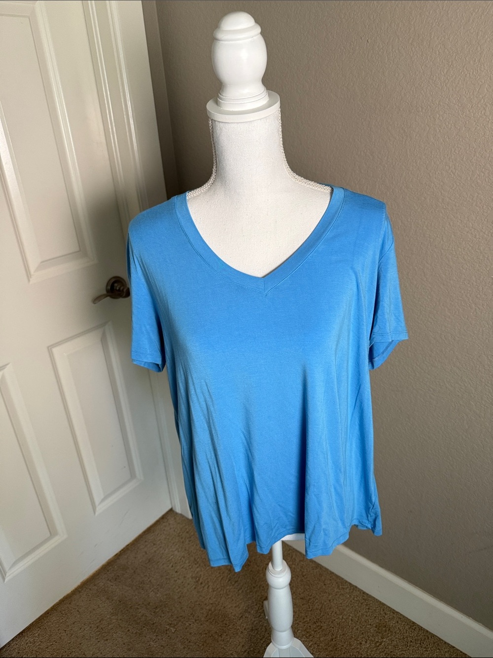 Classic V-Neck Women's T-Shirt - Blue